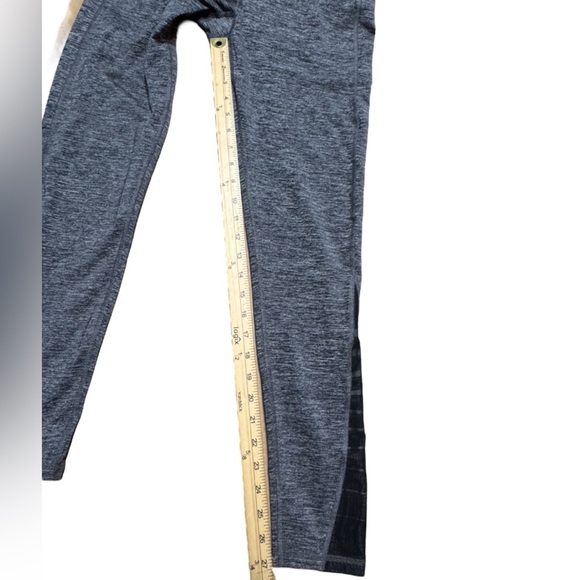 C9 By Champion Heathered Grey And Black Leggings Back Zip Pocket Sz Large - Picture 14 of 16